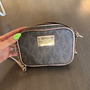 Michael Kors Logo Crossbody